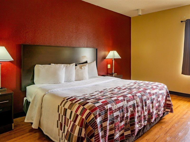 Red Roof Inn & Suites Indianapolis Airport Eksteriør bilde