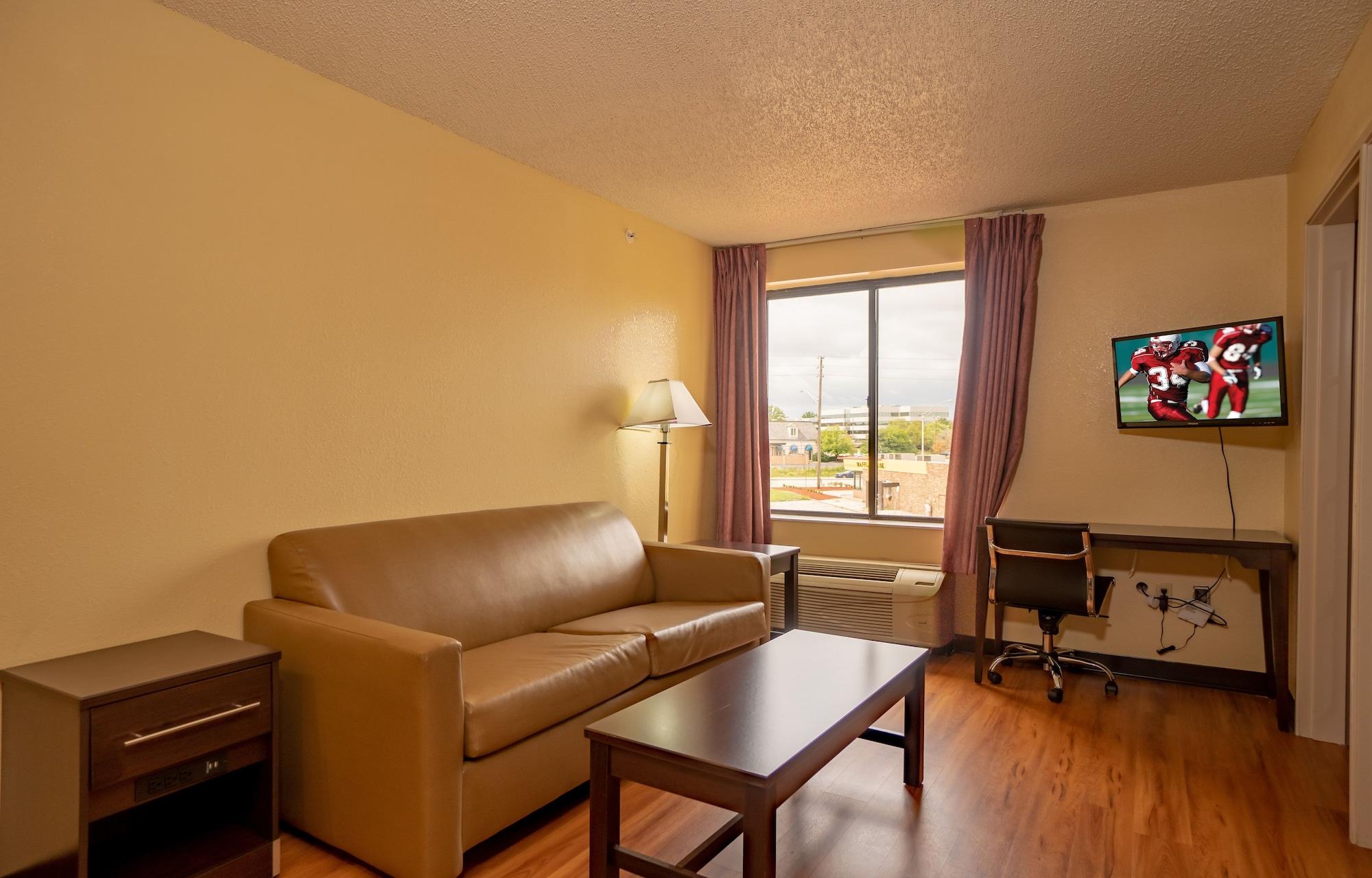 Red Roof Inn & Suites Indianapolis Airport Eksteriør bilde