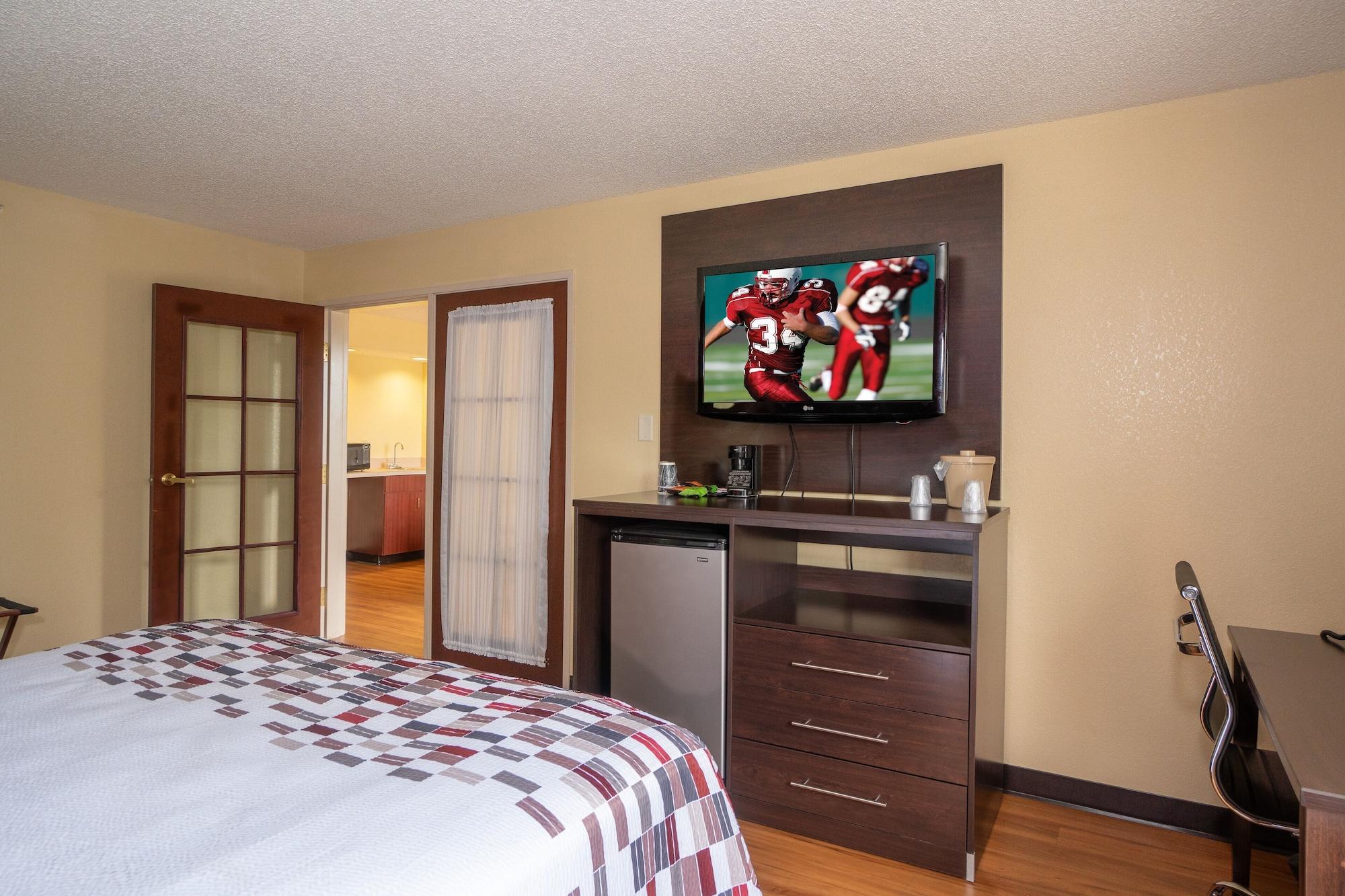 Red Roof Inn & Suites Indianapolis Airport Eksteriør bilde