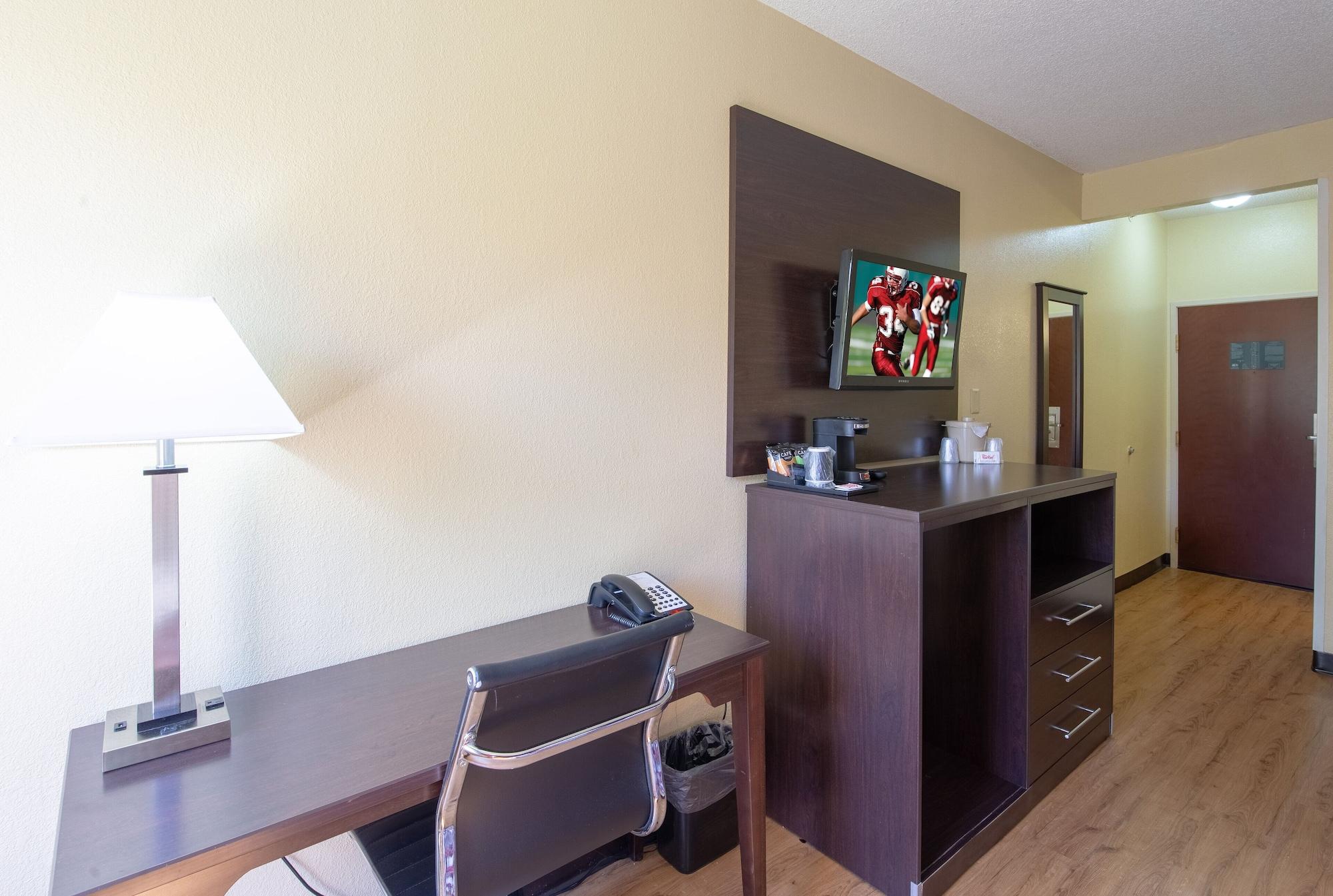 Red Roof Inn & Suites Indianapolis Airport Eksteriør bilde