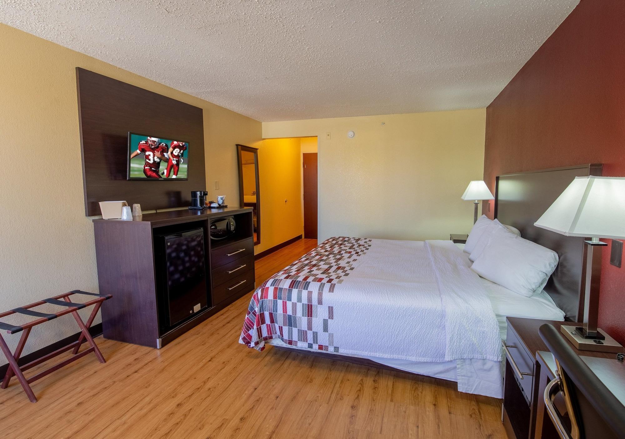 Red Roof Inn & Suites Indianapolis Airport Eksteriør bilde